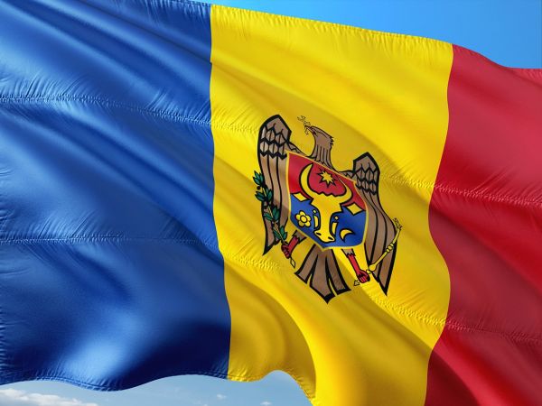 Бивш висш молдовски военен е обвинен в предателство на страната