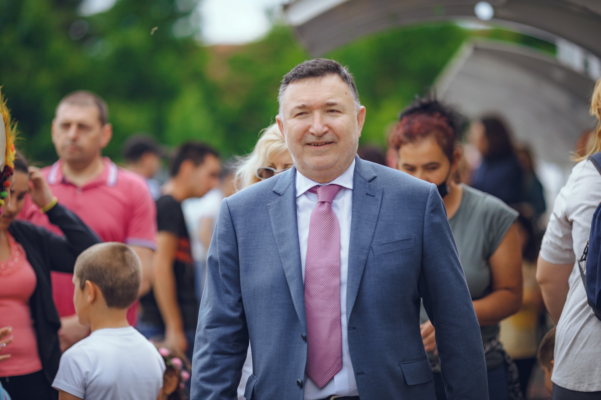 The mayor of Karlovo, Dr. Emil Kabaivanov, expelled his Kalofer