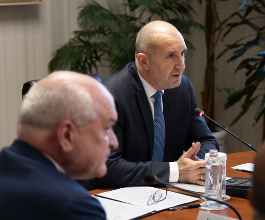 Министър председателят и министър на външните работи Димитър Главчев ще участва