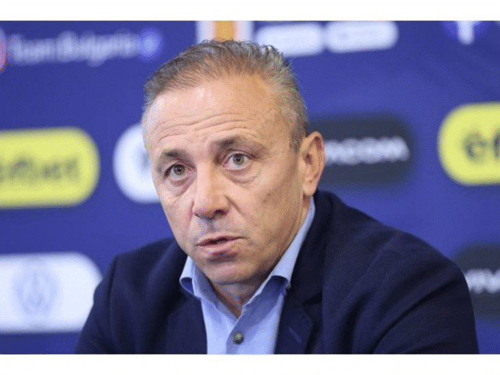 Илиан Илиев подписа нов договор с Българския футболен съюз който