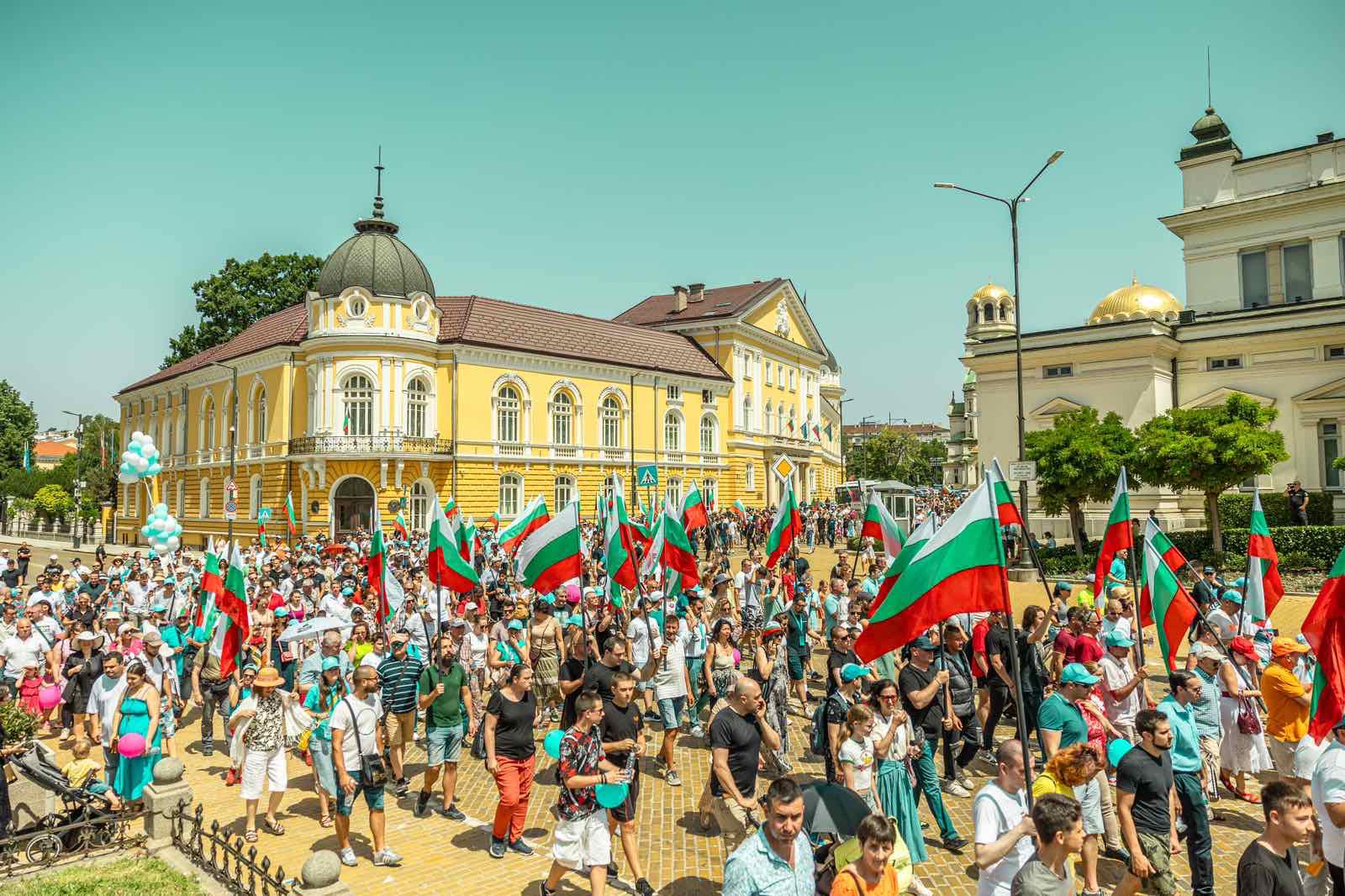 Голямото шествие за семейството Снимка Давид Александров
Хиляди родолюбиви българи се