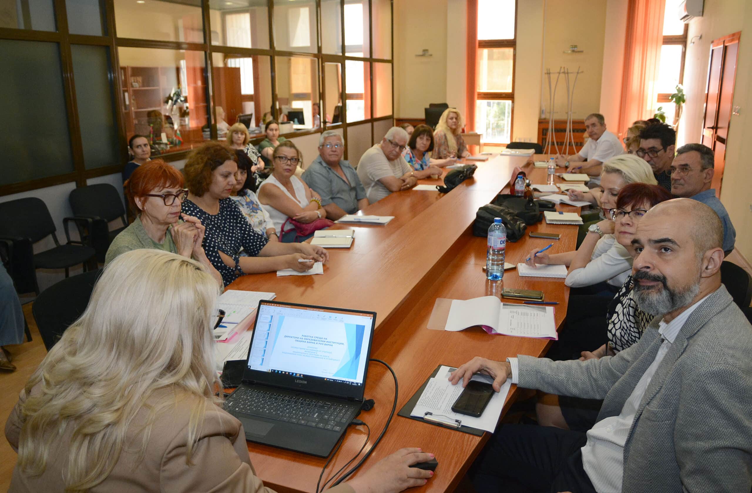 На работна среща в Община Варна обсъдиха предстоящите ремонти в