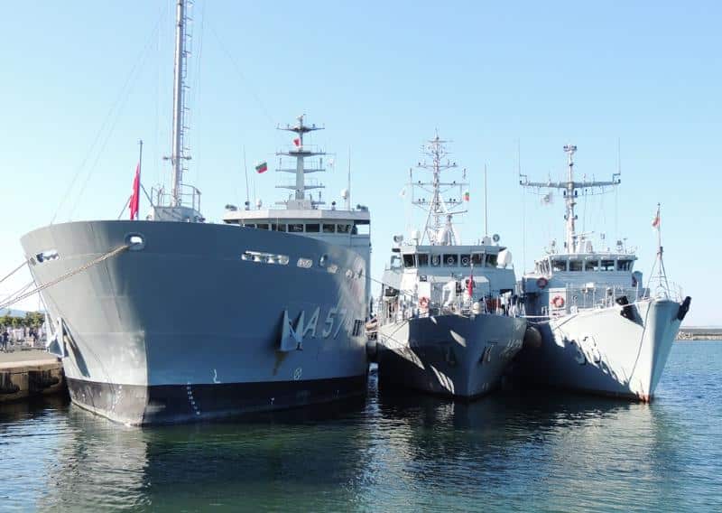 Корабите от новосформираната Противоминна военноморска група в Черно море MCM