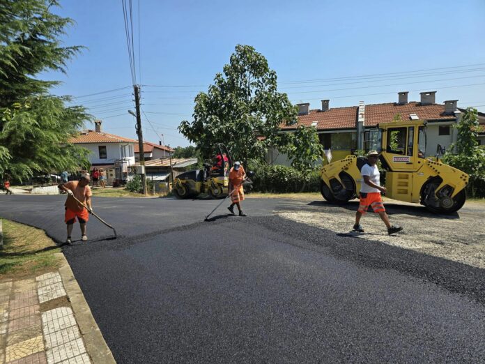 Ремонт на път в село Писменово, Община Приморско 2