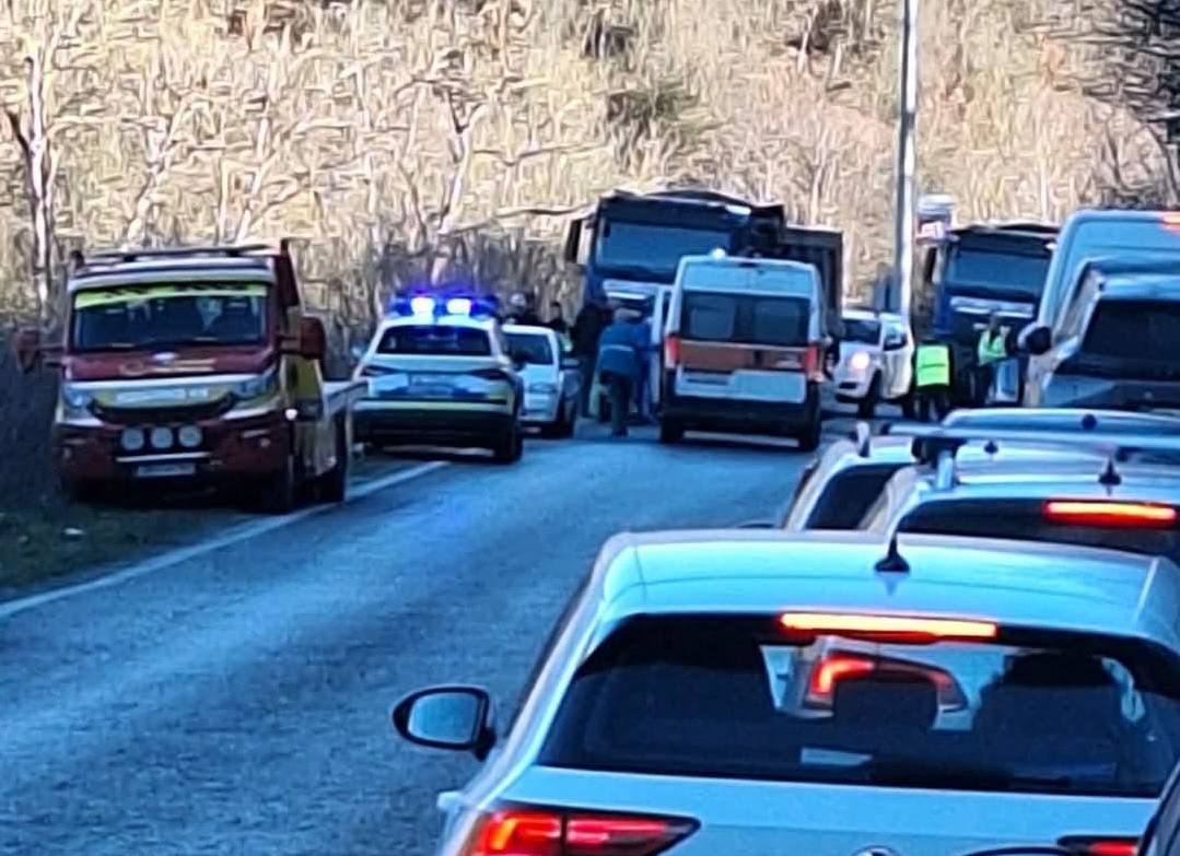 Катастрофа е възникнала след Български извор в посока София За